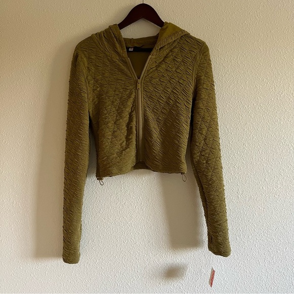 NWT FREE PEOPLE Kadi Quilted Short and Cropped Zip Up Hoodie Set Size Small - Picture 6 of 15